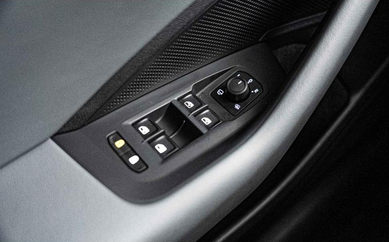 VOLKSWAGEN Passat SW