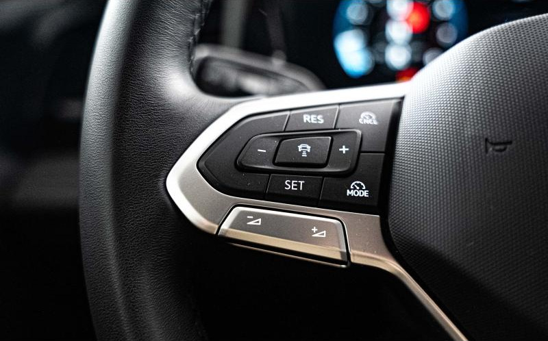 VOLKSWAGEN Passat SW