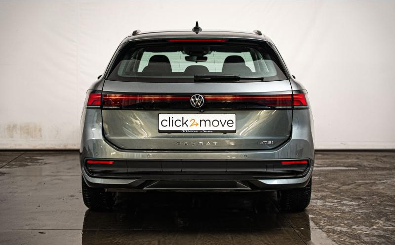 VOLKSWAGEN Passat SW