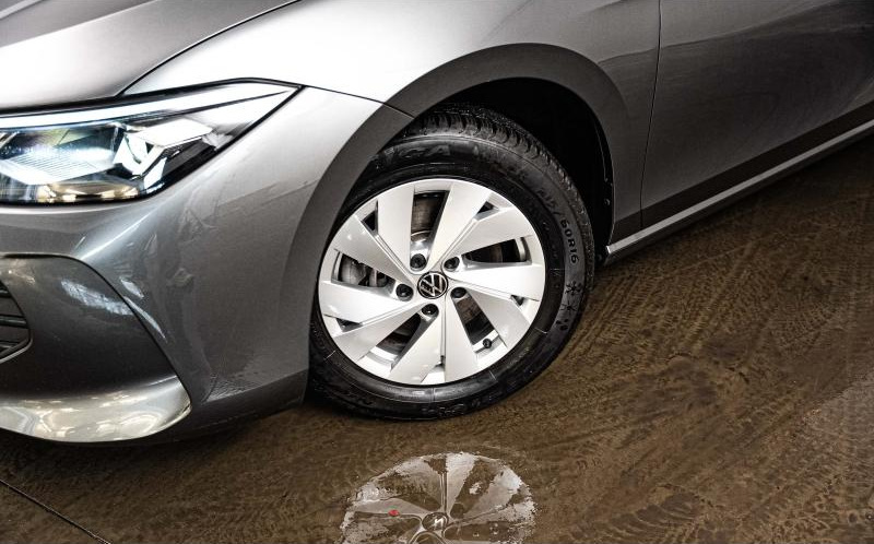 VOLKSWAGEN Passat SW