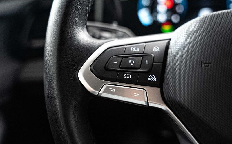 VOLKSWAGEN Passat SW