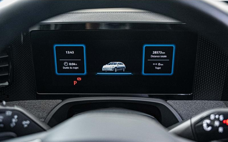 VOLKSWAGEN Passat SW