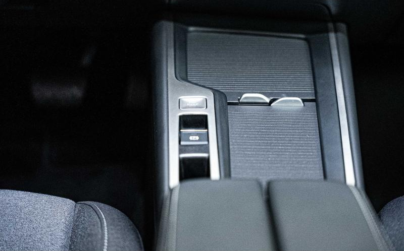 VOLKSWAGEN Passat SW