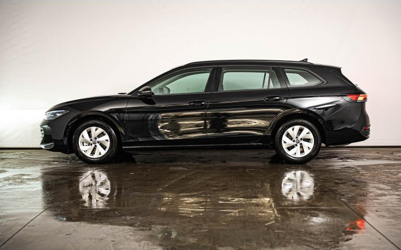 VOLKSWAGEN Passat SW