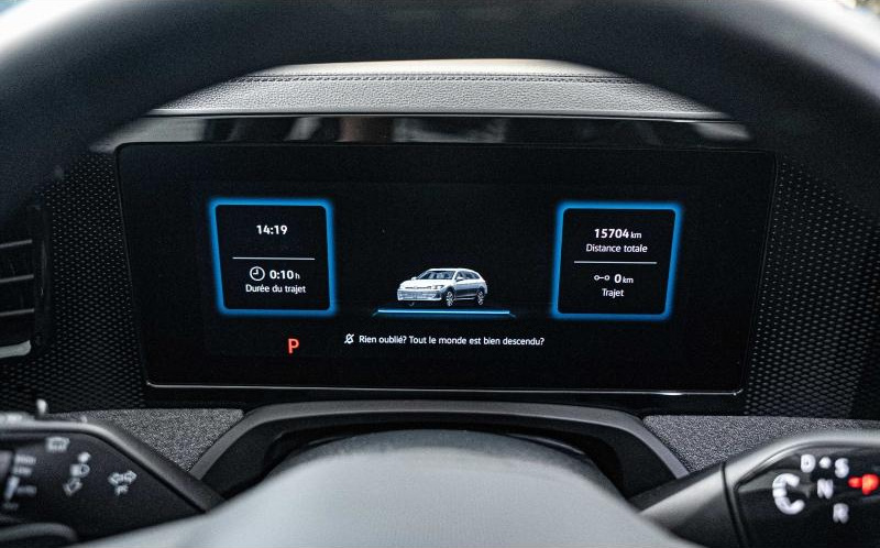 VOLKSWAGEN Passat SW