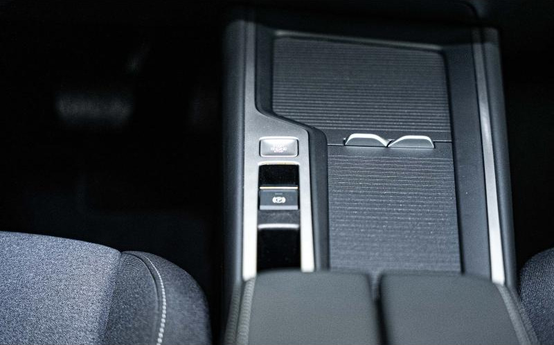 VOLKSWAGEN Passat SW