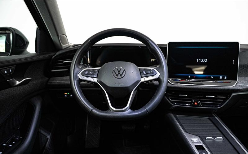 VOLKSWAGEN Passat SW