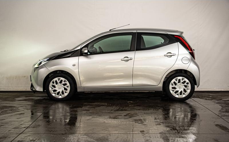 TOYOTA Aygo