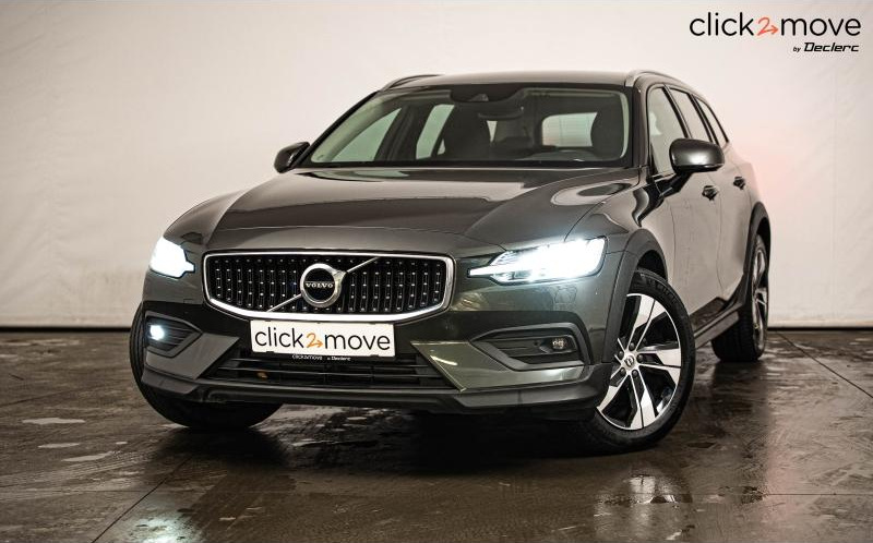 VOLVO V60 Cross Country