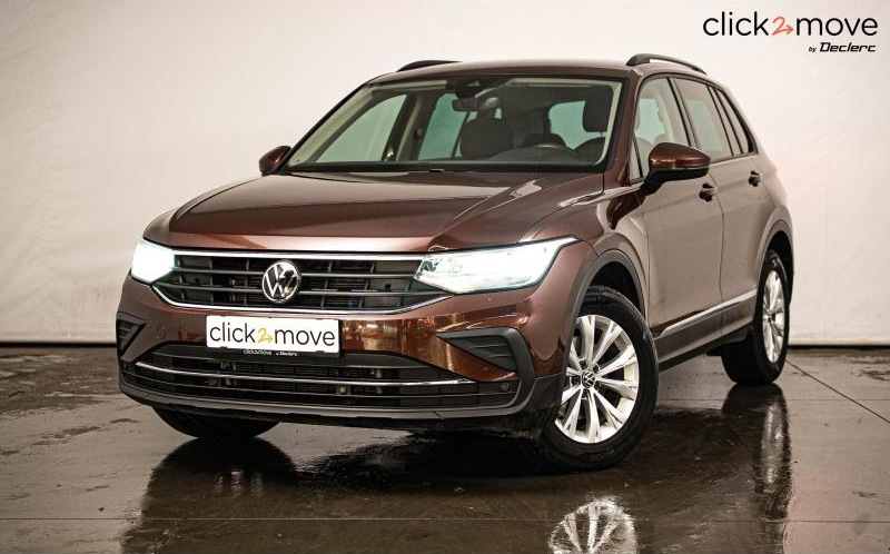 VOLKSWAGEN Tiguan