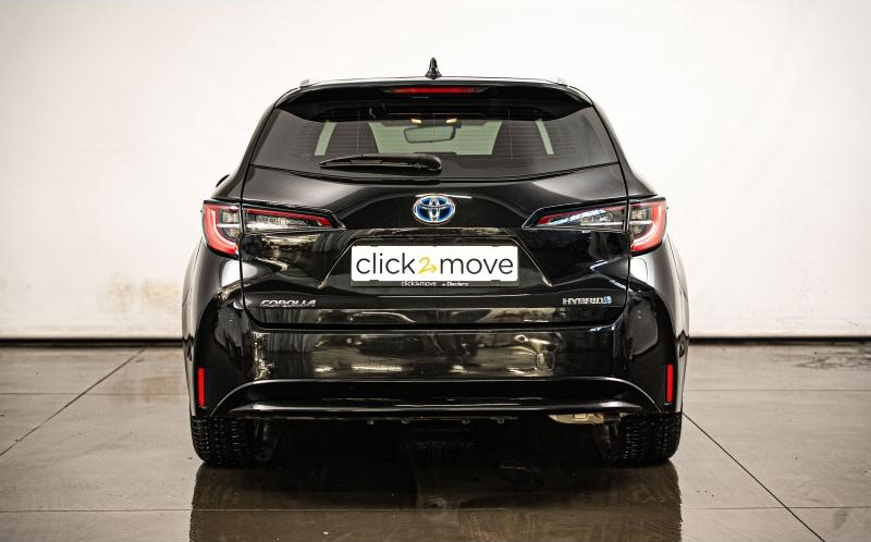 TOYOTA Corolla Touring Spt