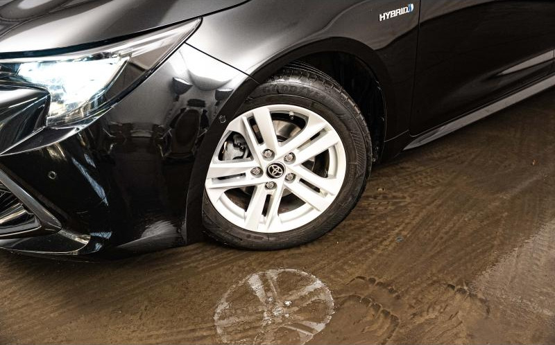 TOYOTA Corolla Touring Spt