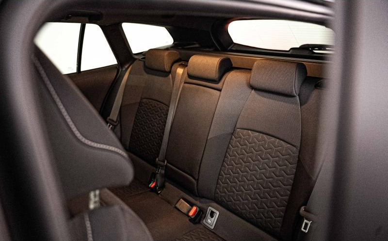 TOYOTA Corolla Touring Spt