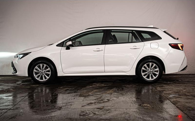 TOYOTA Corolla Touring Spt