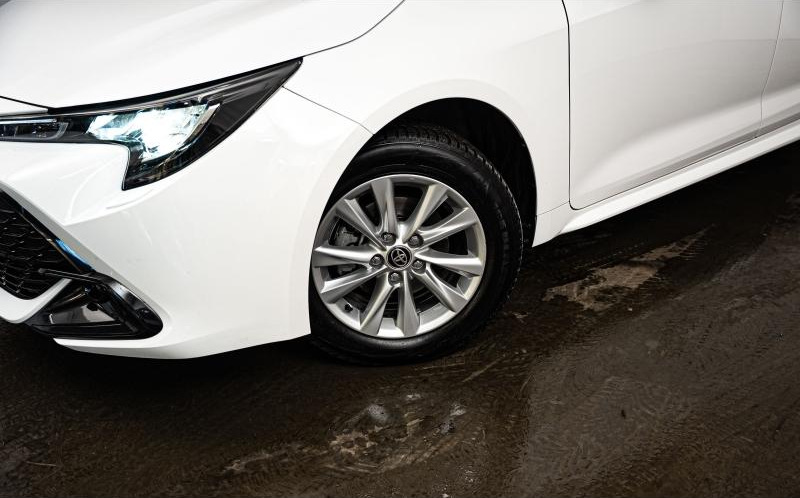 TOYOTA Corolla Touring Spt