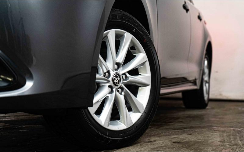 TOYOTA Corolla Touring Spt