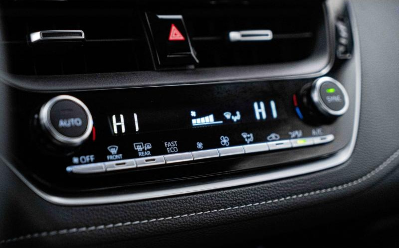 TOYOTA Corolla Touring Spt