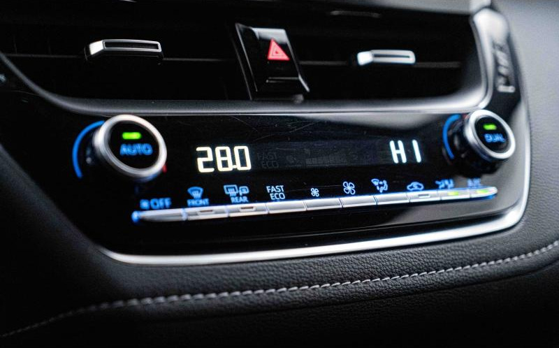 TOYOTA Corolla Touring Spt