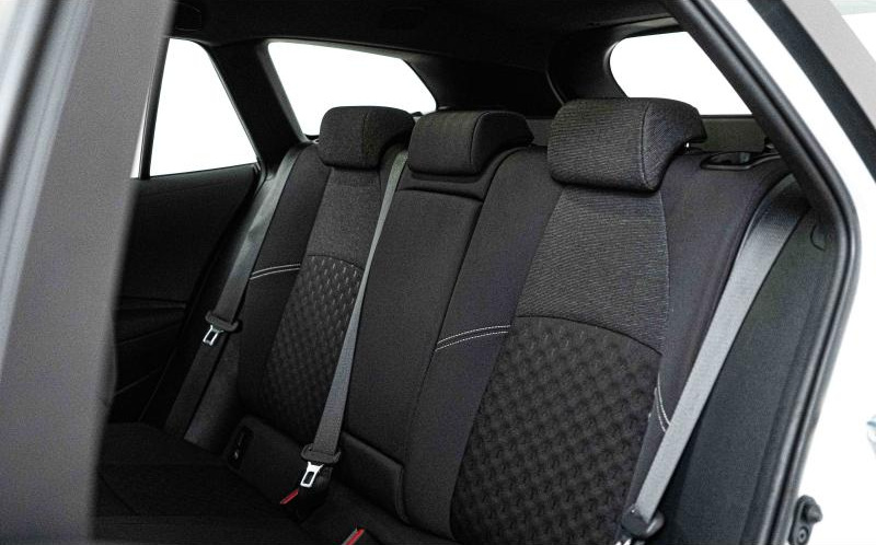 TOYOTA Corolla Touring Spt