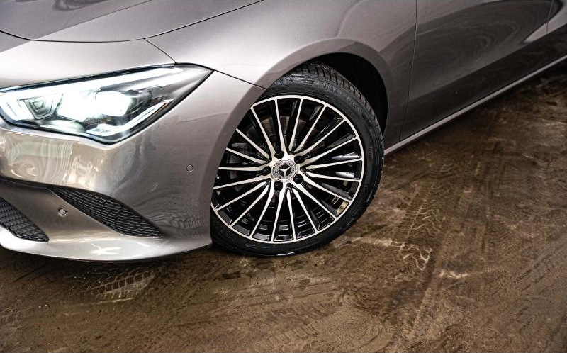 MERCEDES-BENZ CLA Shooting Brake