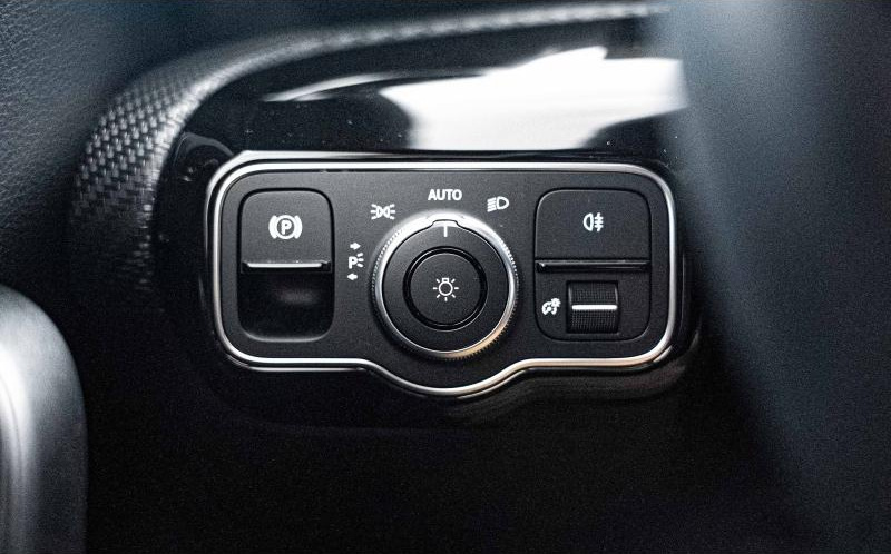 MERCEDES-BENZ CLA Shooting Brake