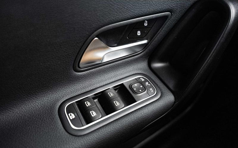 MERCEDES-BENZ CLA Shooting Brake