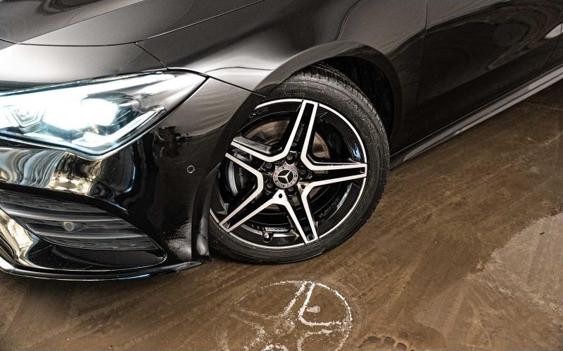 MERCEDES-BENZ CLA Shooting Brake