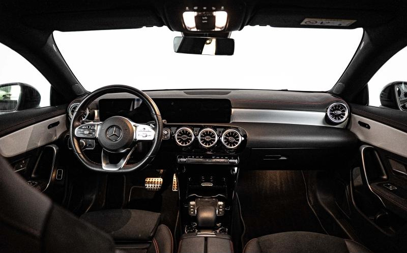 MERCEDES-BENZ CLA Shooting Brake