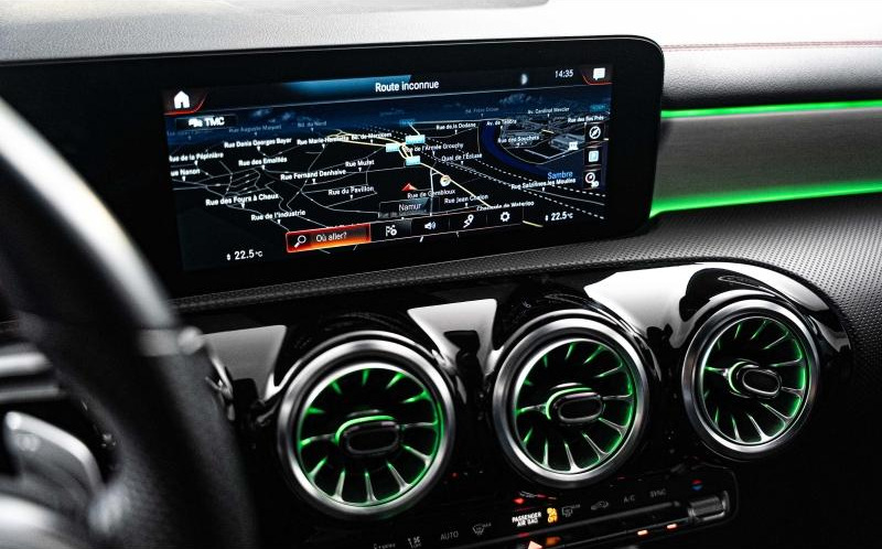 MERCEDES-BENZ CLA Shooting Brake