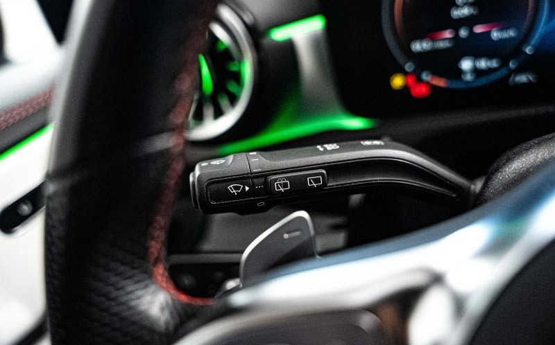 MERCEDES-BENZ CLA Shooting Brake