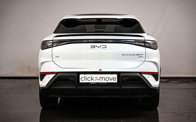 BYD Sealion 7