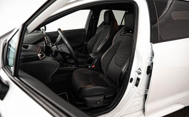 TOYOTA Corolla Touring Spt