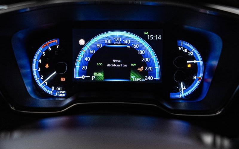 TOYOTA Corolla Touring Spt