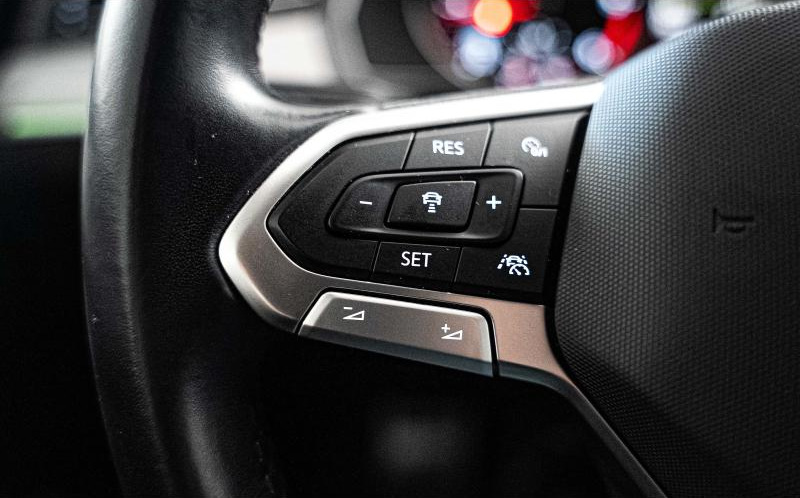 VOLKSWAGEN Passat SW