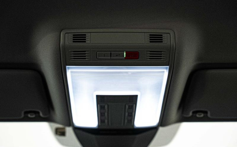 VOLKSWAGEN Passat SW