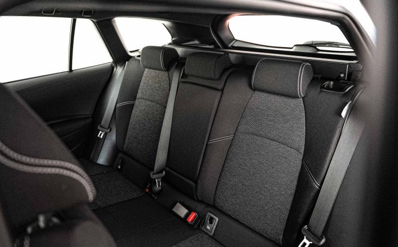 TOYOTA Corolla Touring Spt