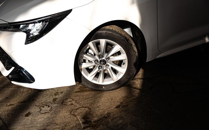 TOYOTA Corolla Touring Spt