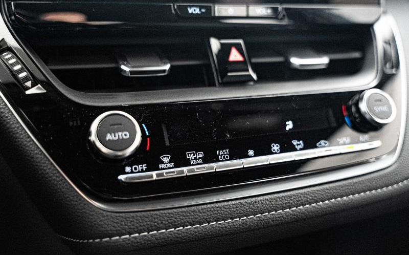 TOYOTA Corolla Touring Spt