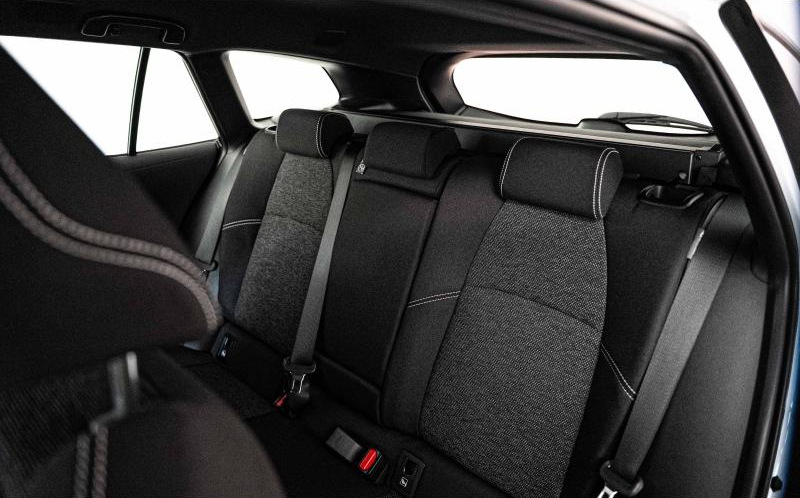 TOYOTA Corolla Touring Spt