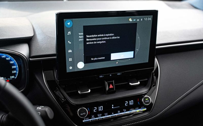 TOYOTA Corolla Touring Spt