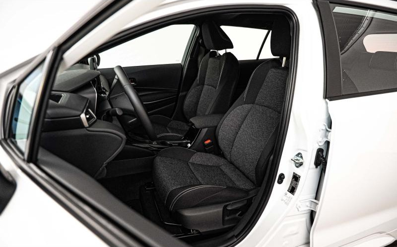 TOYOTA Corolla Touring Spt