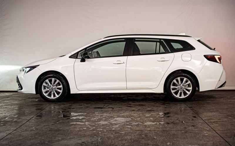 TOYOTA Corolla Touring Spt