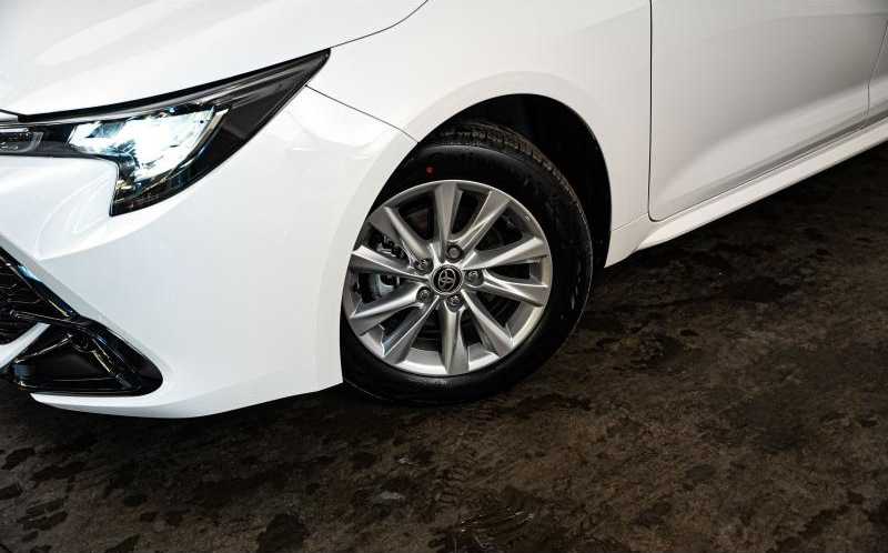 TOYOTA Corolla Touring Spt