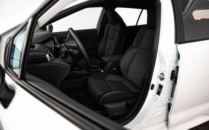 TOYOTA Corolla Touring Spt