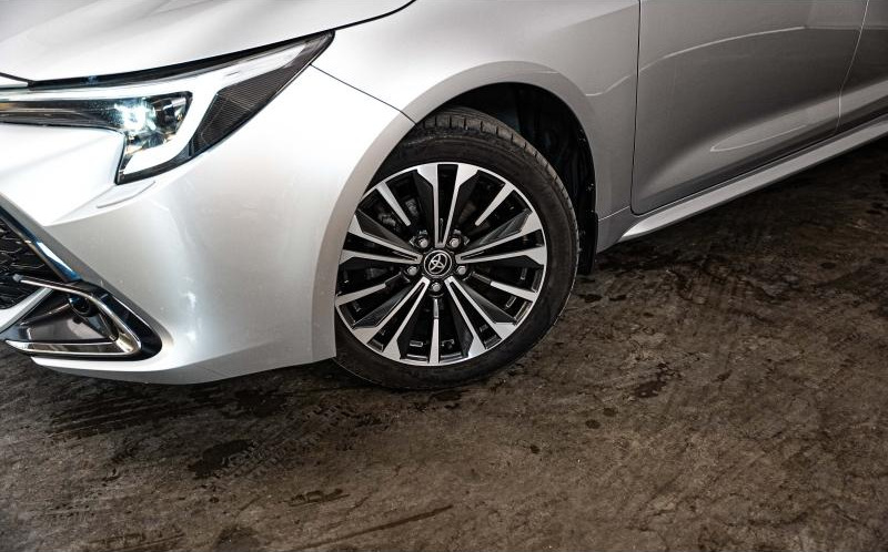 TOYOTA Corolla Touring Spt