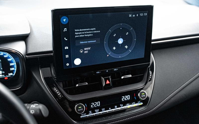 TOYOTA Corolla Touring Spt