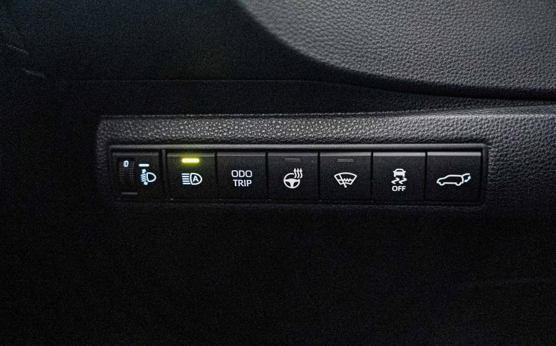 TOYOTA Corolla Touring Spt