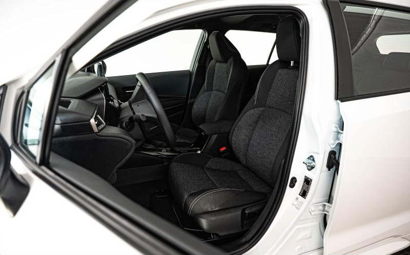 TOYOTA Corolla Touring Spt