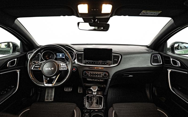KIA ProCeed