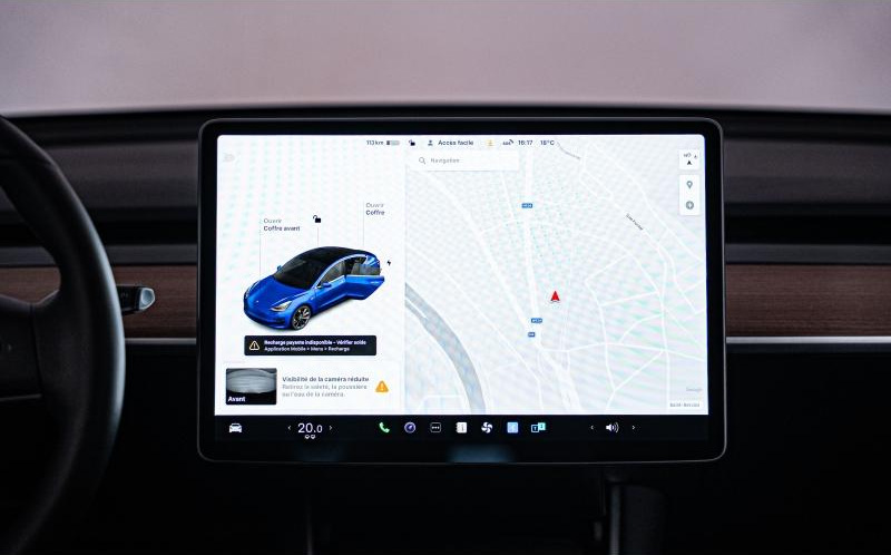 TESLA Model 3